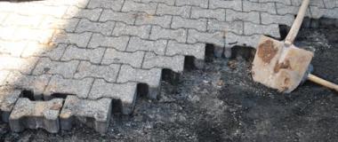 Pokládka zámkovej dlažby Pokládka zámkovej dlažby